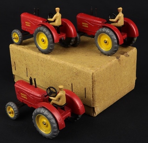 Dinky trade box 27a  massey harris tractor hh859 back