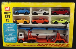 Corgi gift set 20 transporter cars