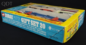 Corgi gift set 20 car transporter 6 cars jj32 side