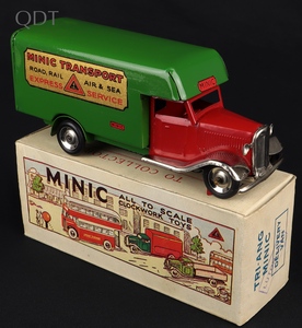 Tri ang minic 24m luton transport van jj43 front
