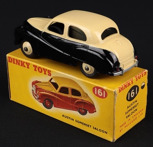 Dinky toys 161 austin somerset saloon jj87 back