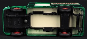 Dinky toys 450 castrol bedford tk box van jj169 base