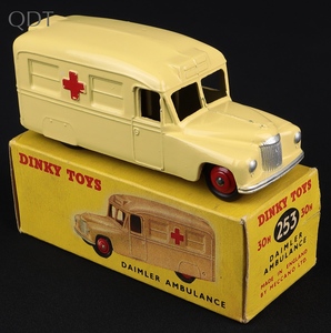 Dinky toys 30h 153 daimler ambulance jj187 front