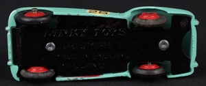 Dinky toys 111 triumph tr2 sports jj231 base