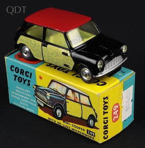 Corgi toys 249 mini cooper wickerwork jj247 front