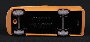 Matchbox 50 commer pick up jj259 base