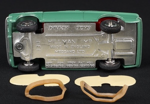Dinky toys 138 hillman imp jj263 base