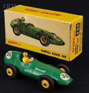 Nicky dinky toys 239 vanwall racing car jj305