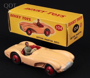 Dinky toys 104 aston martin db3s jj301 front