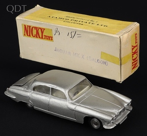 Nicky dinky toys 142 jaguar mark x jj315 front