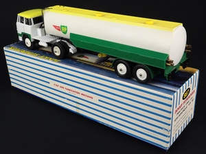 French dinky toys 887 unic articulated  tanker air bp jj326 back