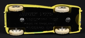 Dinky toys 105 triumph tr2 sports jj361 base