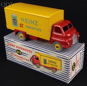 Dinky supertoys 923 big bedford van heinz jj363 front