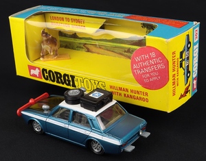Corgi toys 302 hillman hunter kangaroo jj366 front
