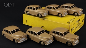 Trade box dinky 40e 153 standard vanguard saloons jj397 front