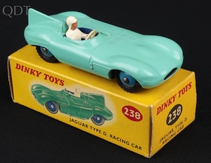 Dinky toys 238 d type jaguar racing car jj400 front
