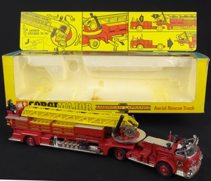 Corgi major 1143 american la france jj476 front