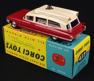 Corgi toys 437 superior ambulance cadillac jj536 back