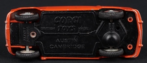 Corgi toys 201m austin cambridge saloon jj760 base