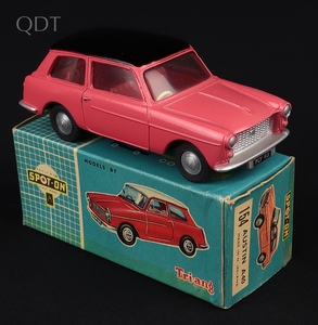 Spot on 154 austin a40 jj780 front