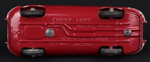Corgi toys 307 e type jaguar detachable hard top jj854 base