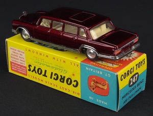 Corgi toys 247 mercedes pullman 600 jj866 back