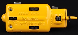 Corgi toys 803 yellow submarine beatles jj889 base