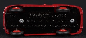 Dinky toys 161 austin somerset saloon jj981 base