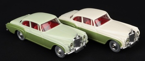 Corgi toys 224 bentley continental kk68 compare