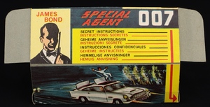 Corgi toys 261 james bond aston martin kk310 plinth