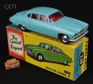 Corgi toys 238 jaguar mark x kk364 front