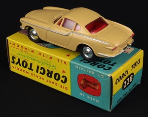 Corgi toys 228 volvo p1800 kk378 back