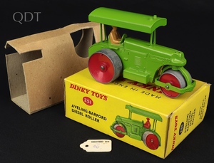 Dinky toys 251 aveling barford diesel roller kk440 front