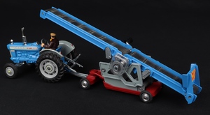 Corgi gift set 47 conveyor trailer ford super major tractor driver kk460 back