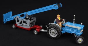 Corgi gift set 47 conveyor trailer ford super major tractor driver kk460 tractor