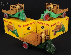 Dinky toys 27g motocart kk488 group