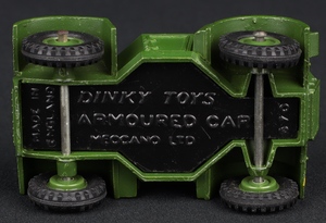 Dinky toys 670 armoured car kk520 base