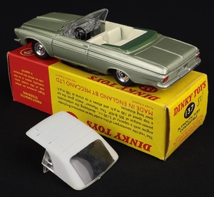 Dinky toys 137 plymouth fury convertible kk638 back