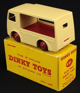 Dinky toys 491 ncb electric dairy van kk687 back
