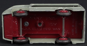 Dinky toys 30v electric dairy van 'express dairy' kk690 base