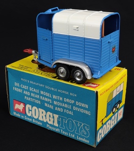 Corgi toys 112 rice's beaufort double horse box kk792 back