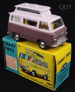 Corgi toys 420 thames airborne caravan kk859 front