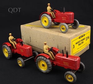 Dinky toys 27a massey harris tractor trade box kk920 front