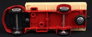 Corgi toys 452 commer dropside kk925 base