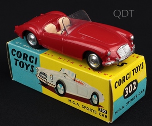 Corgi toys 302 mga sports car kk955 front