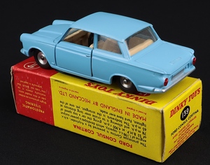 Dinky toys 139 ford consul cortina ll114 back