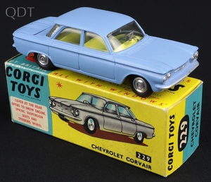 Corgi toys 229 chevrolet corvair ll118 front