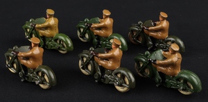 Dinky toys 37c royal corps signals despatch riders ll233 figures back