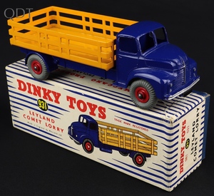 Dinky toys 931 leyland comet lorry ll240 front