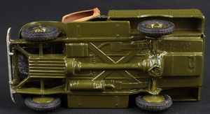 Britains 1877 beetle lorry army ll259 base